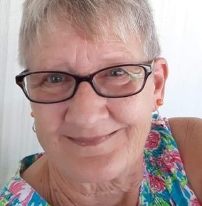 Meet your Posher, Cindy